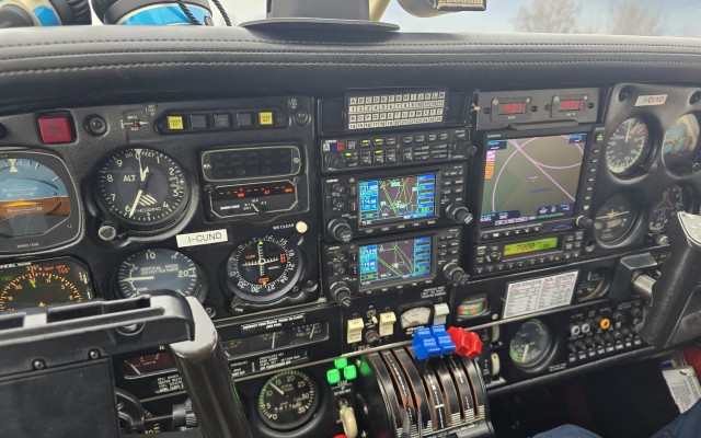 Piper PA-34-200T Seneca II Piper - Aircraft Piston