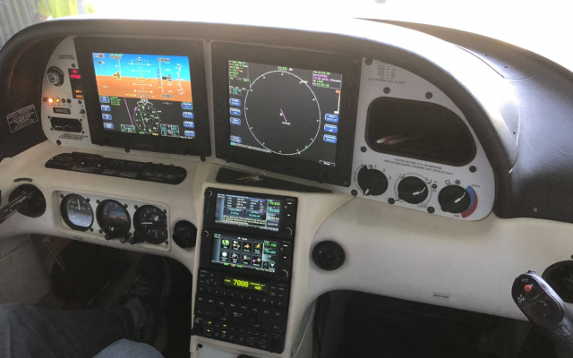 Cirrus SR22 G2 GTS Cirrus - Aircraft Piston