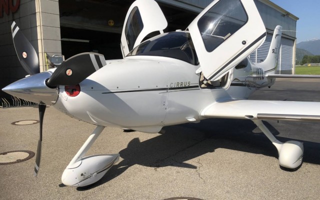 Cirrus SR22 G2 GTS Cirrus - Aircraft Piston