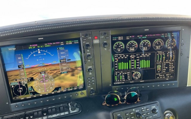 Cirrus SR22T G5 GTS Air Con Cirrus - Aircraft Piston