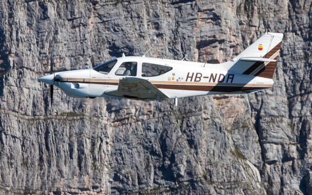 Rockwell Commander 112 TC Rockwell - Aircraft Piston