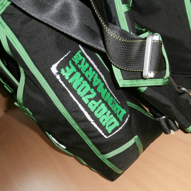Fire Student SkyWideSystems - Skydiving Containers