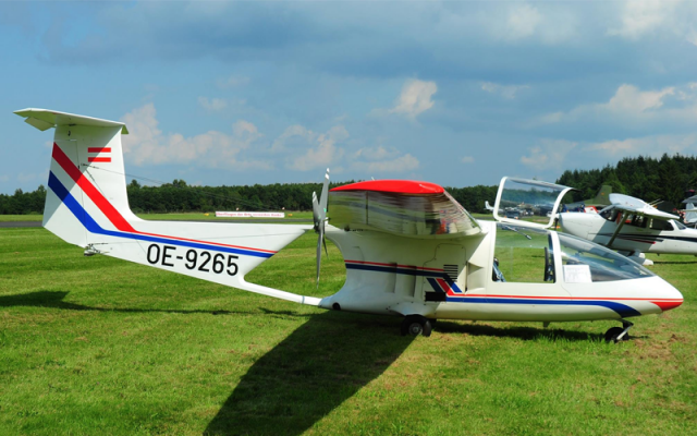 BRDITSCHKA HB-23/2400 Hobbyliner with Hangarspace HB Flugtechnik - Gliders Piston