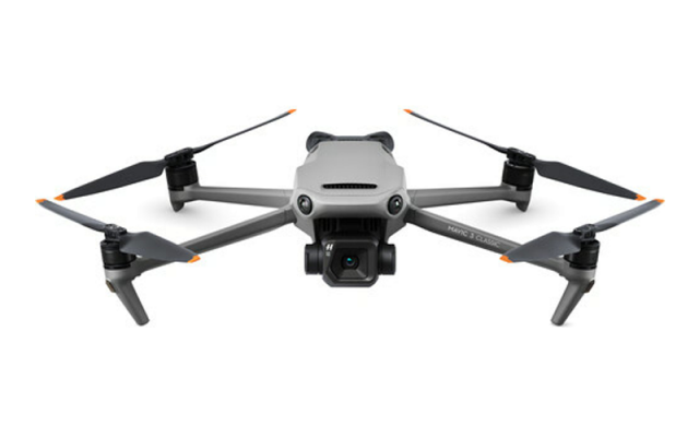 DJI Mavic 3 Classic with DJI RC Remote DJI - Drones Quadcopters