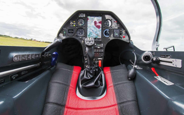 Rent the new TWIN SHARK HPH - Gliders Piston