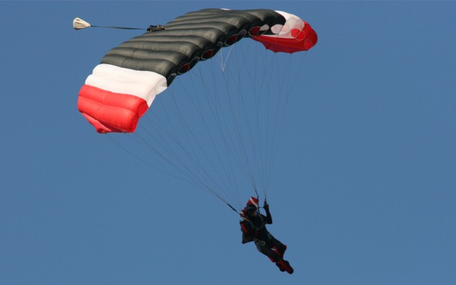 Magellan Skylark - Skydiving Canopies