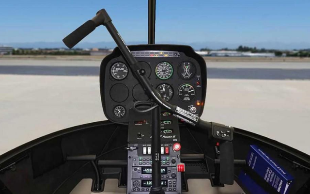 R44 RAVEN II & CLIPPER II. Robinson Robinson - Helicopters Piston