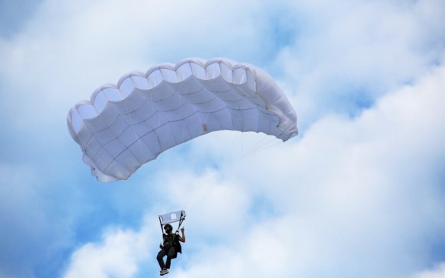 Standard-7 Skylark - Skydiving Reserves