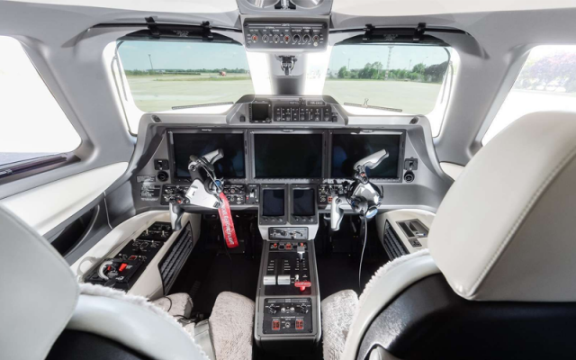2016 EMBRAER PHENOM 300 Embraer - Aircraft Turbofan