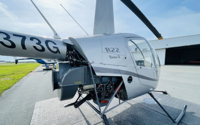 2004 ROBINSON R22 BETA II Robinson - Helicopters Piston