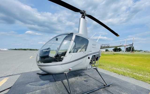 2004 ROBINSON R22 BETA II Robinson - Helicopters Piston