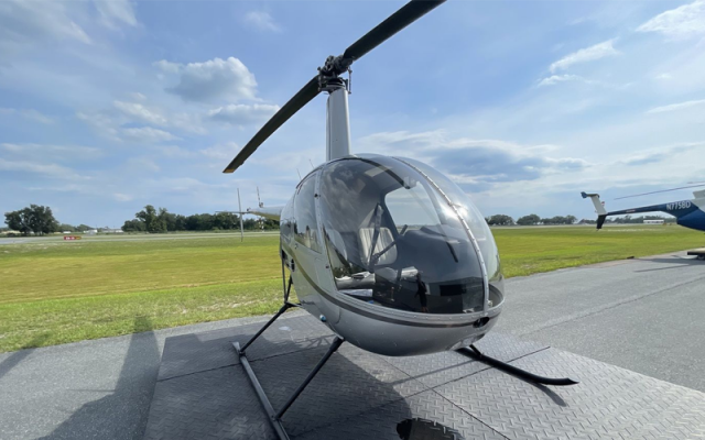 2004 ROBINSON R22 BETA II Robinson - Helicopters Piston