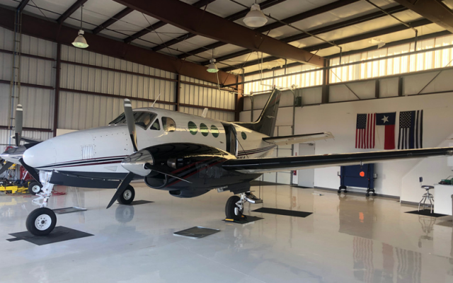 B90 King Air | LJ-369 Beechcraft - Aircraft Turboprop