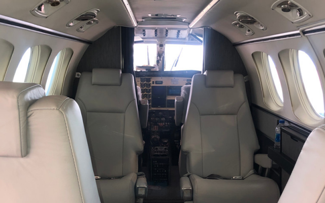 B90 King Air | LJ-369 Beechcraft - Aircraft Turboprop