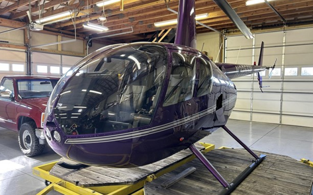 2006 ROBINSON R44 RAVEN II Robinson - Helicopters Piston