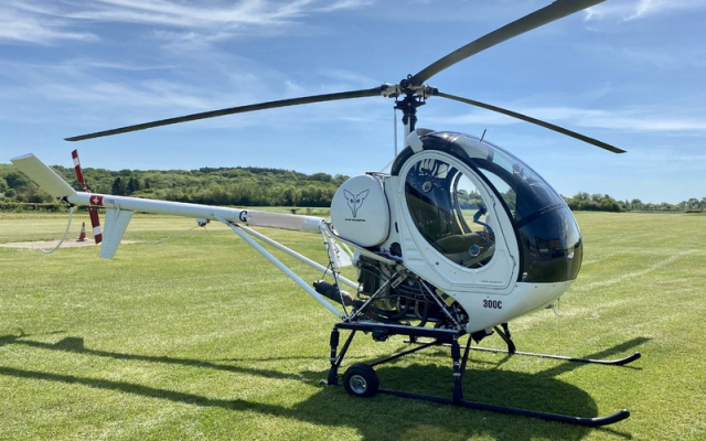 2008 Schweizer 300C, England, United Kingdom Schweizer - Helicopters Piston