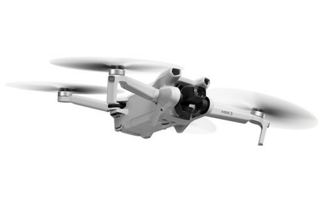 DJI Mini 3 with DJI RC Remote (Fly More Combo) DJI - Drones Quadcopters