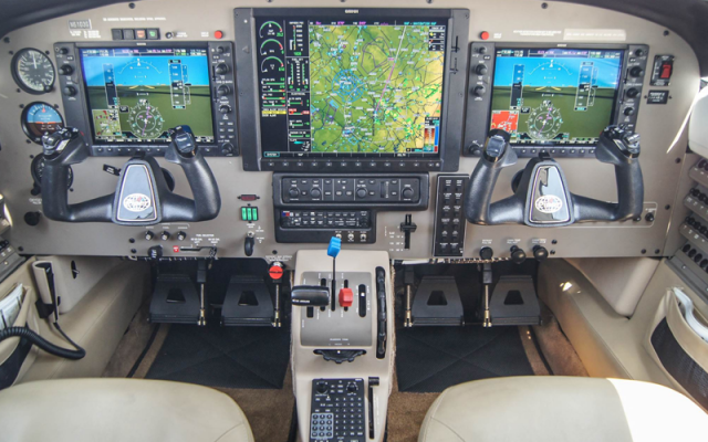 2010 Piper Matrix Piper - Aircraft Piston