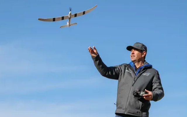 E-Flite UMX Radian RC Glider BNF Basic EFLU2950 Shop - Drones Gliders
