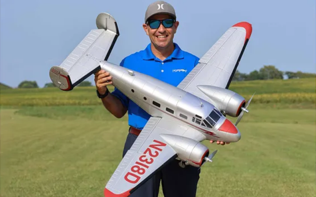 E-Flite Twin Beech D18 1.5m RC Plane, PNP, EFL106275 Shop - Drones Aircraft