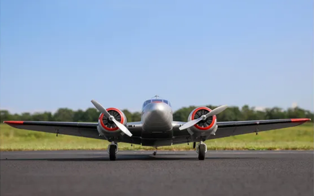 E-Flite Twin Beech D18 1.5m RC Plane, PNP, EFL106275 Shop - Drones Aircraft