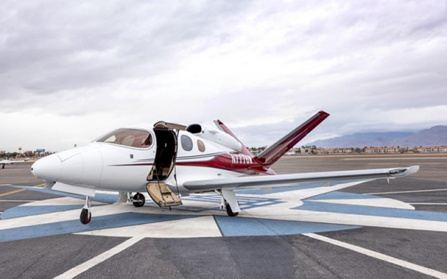 2017 CIRRUS VISION SF50 Cirrus - Aircraft Turbofan