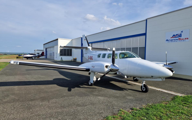 Cessna T303 Crusader D-IBIS Cessna - Aircraft Piston