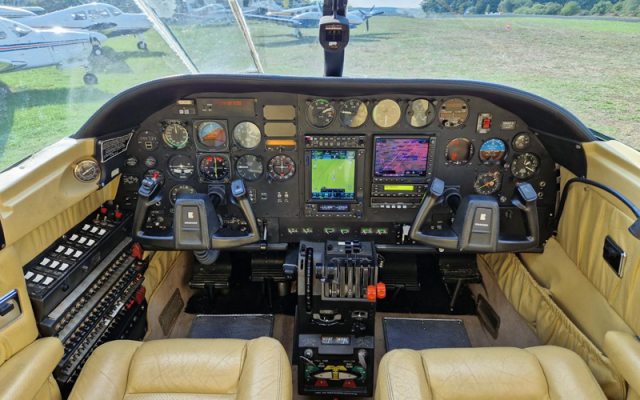 Cessna T303 Crusader D-IBIS Cessna - Aircraft Piston