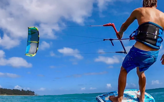 HELIUM 4 Switch Kites - Kiting Kites