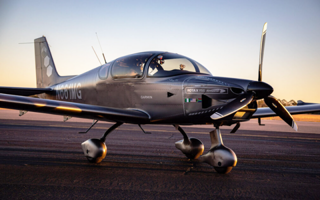 Fully Loaded Sling TSi Sling Aircraft - Aircraft Piston