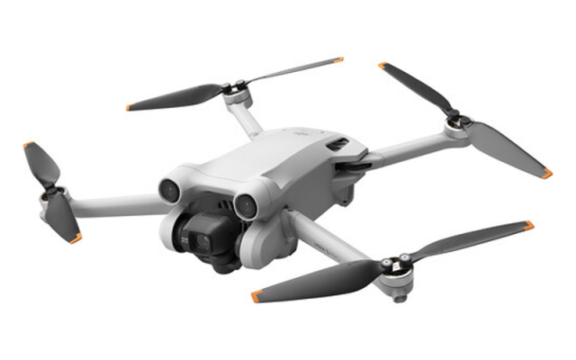 DJI Mini 3 Pro with DJI RC Remote DJI - Drones Quadcopters