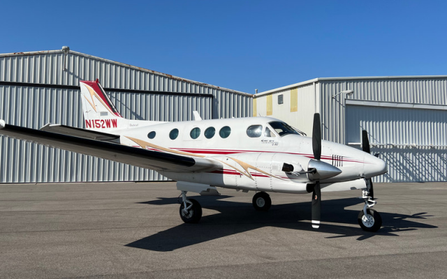 C90 King Air Beechcraft | LJ-654 Beechcraft - Aircraft Turboprop