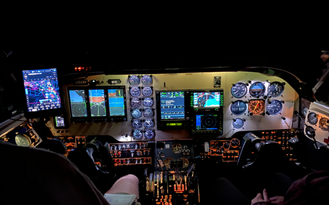 C90 King Air Beechcraft | LJ-676 Beechcraft - Aircraft Turboprop