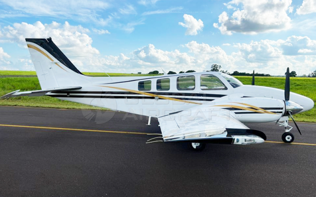 2002 Beechcraft Baron 58 Beechcraft - Aircraft Turboprop