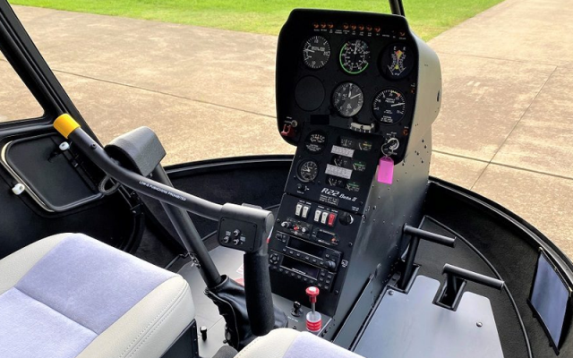 NEW R22 BETA II Robinson - Helicopters Piston
