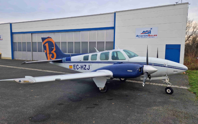 Beech Baron 58 EC-HZJ 1978 Beechcraft - Aircraft Piston