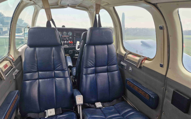 Beech Baron 58 EC-HZJ 1978 Beechcraft - Aircraft Piston