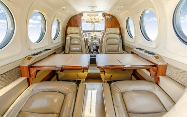1999 BEECHCRAFT KING AIR C90B Beechcraft - Aircraft Turboprop