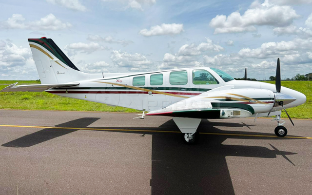 1993 Beechcraft Baron 58 Beechcraft - Aircraft Piston