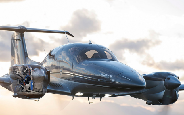Twin-engine Aircraft DA62 Diamond - Aircraft Piston