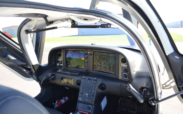 2017 Cirrus SR22 G6 GTS Cirrus - Aircraft Piston